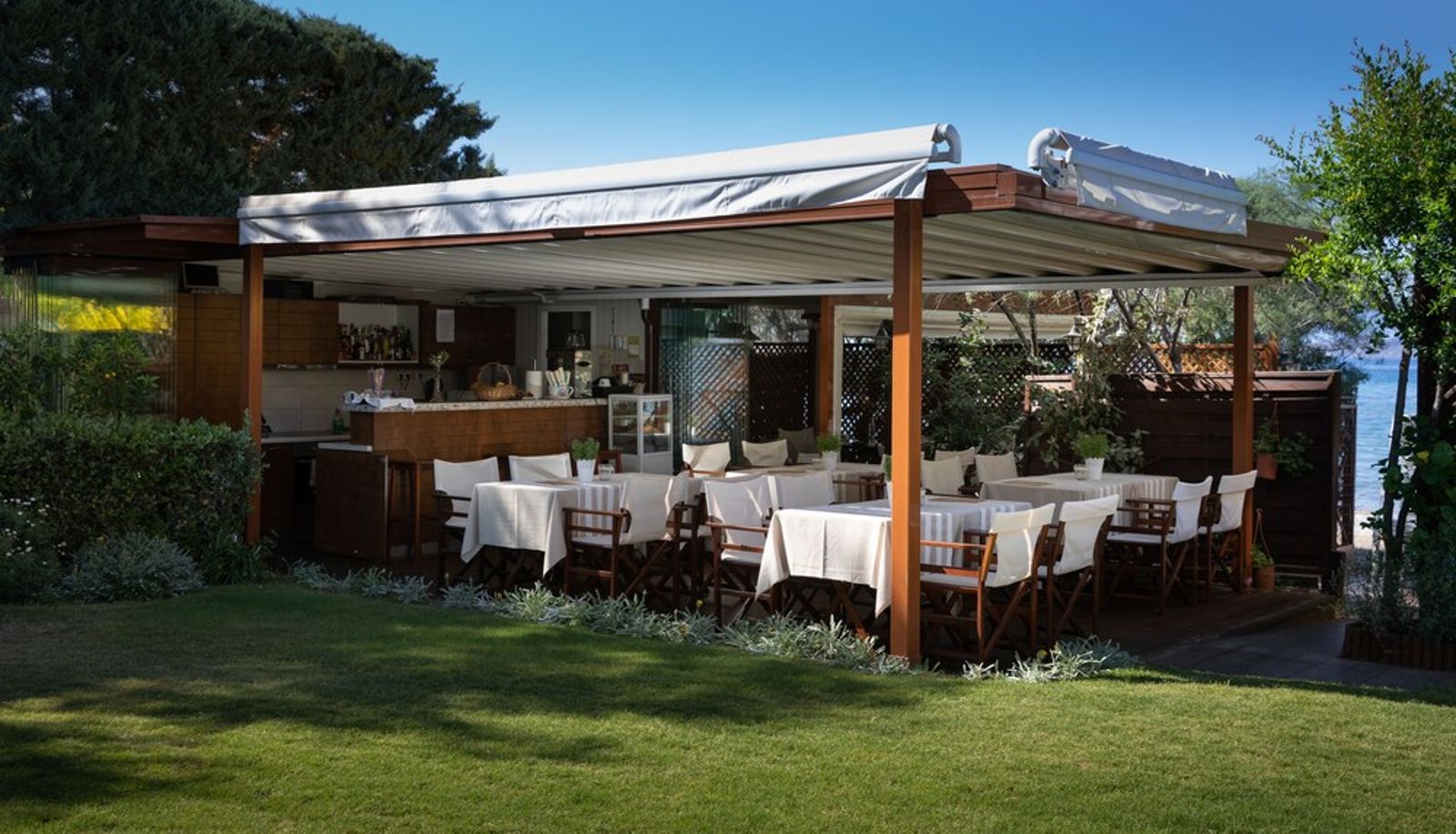 Bar - ENALIO Suites