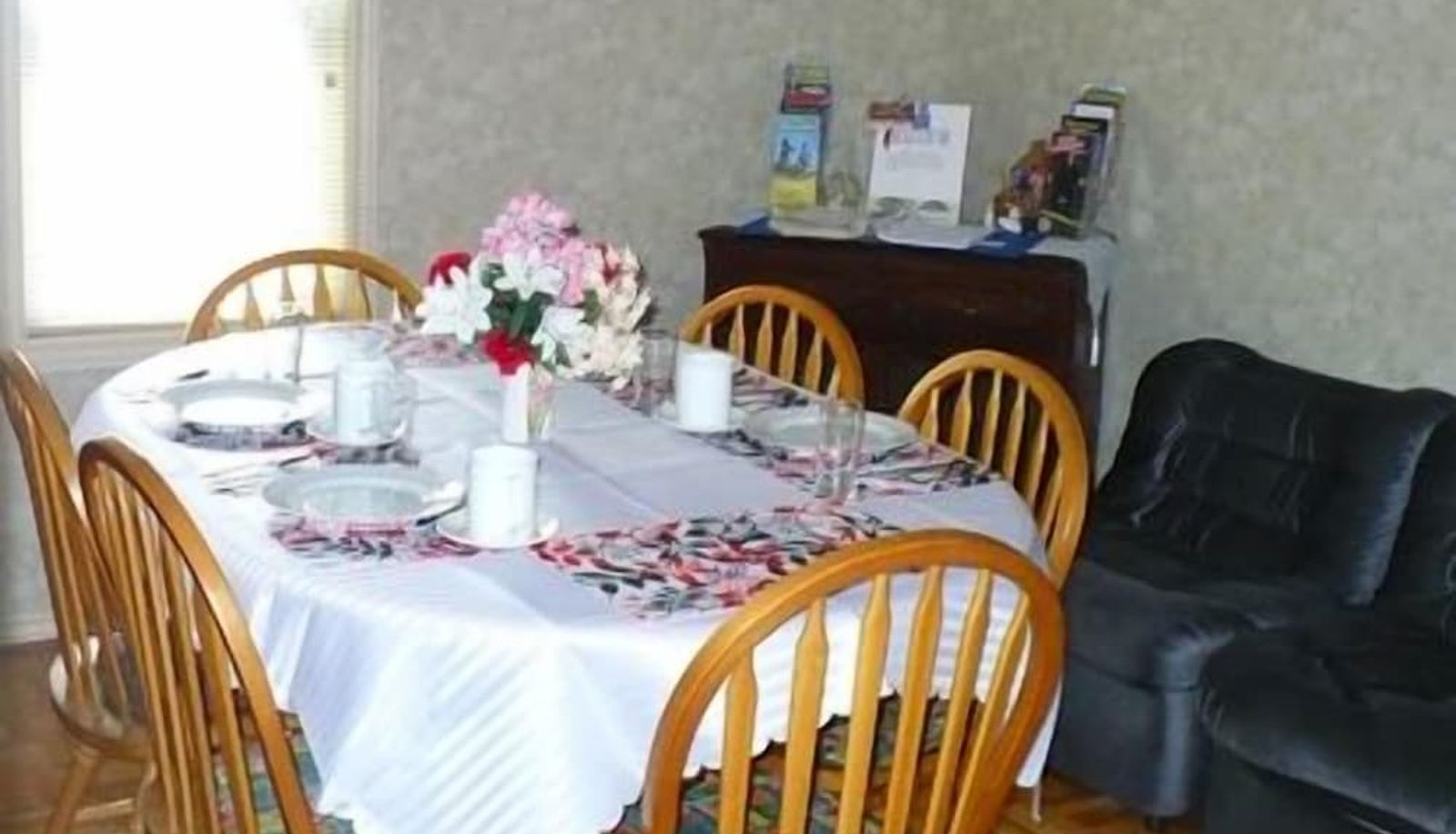 Restaurant - Rainbow Bed & Breakfast