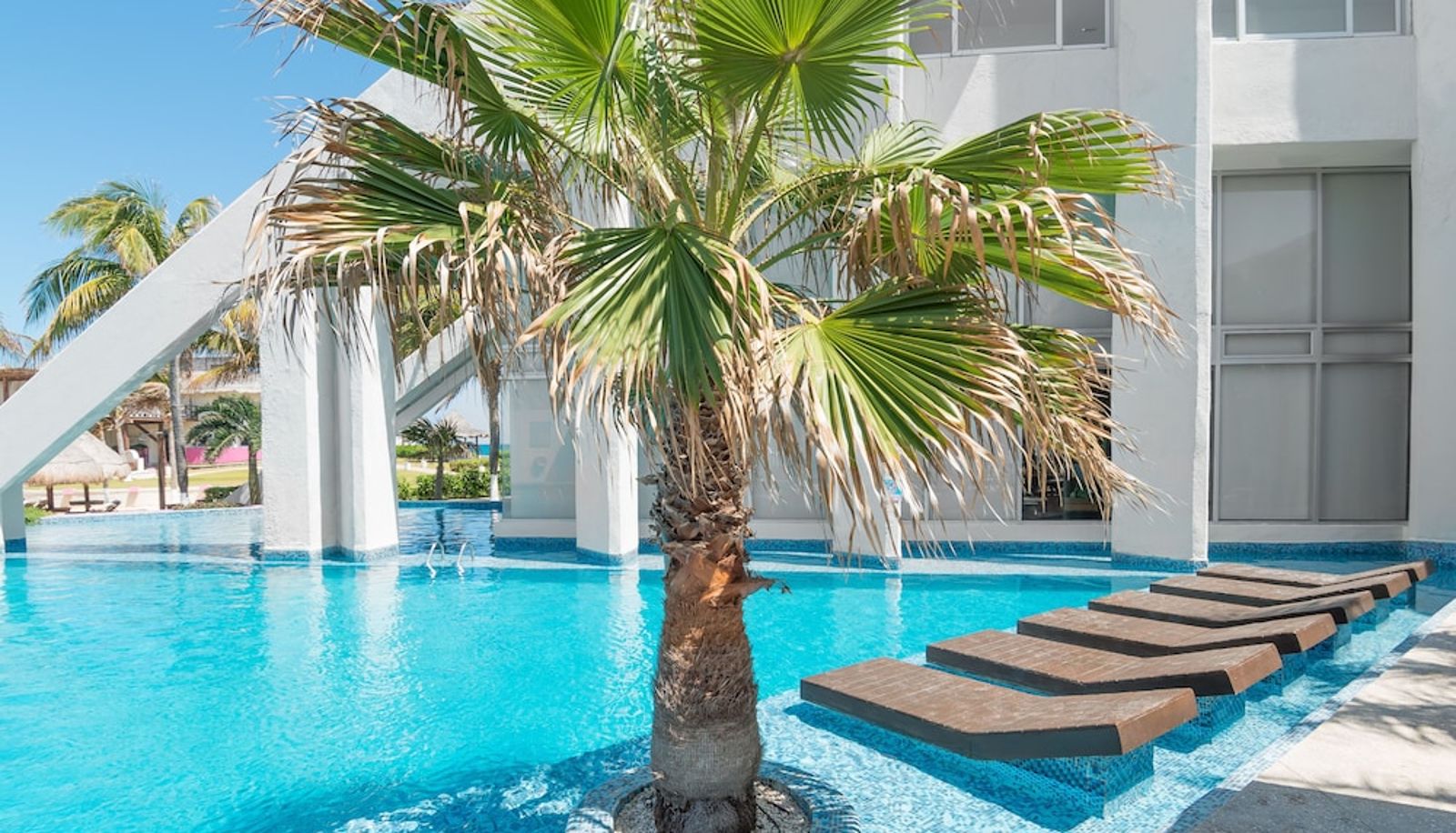 Pool - Mia Reef Isla Mujeres - All Inclusive