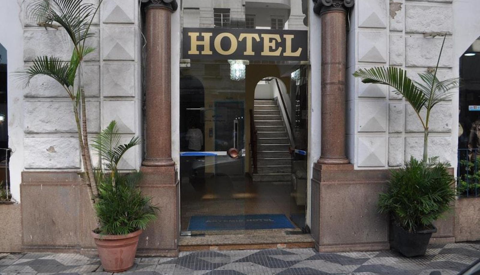 Hotel outdoor area - Artemis Hotel