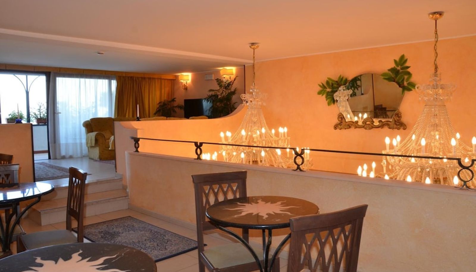 Salle de petit-déjeuner - Hotel Kalos