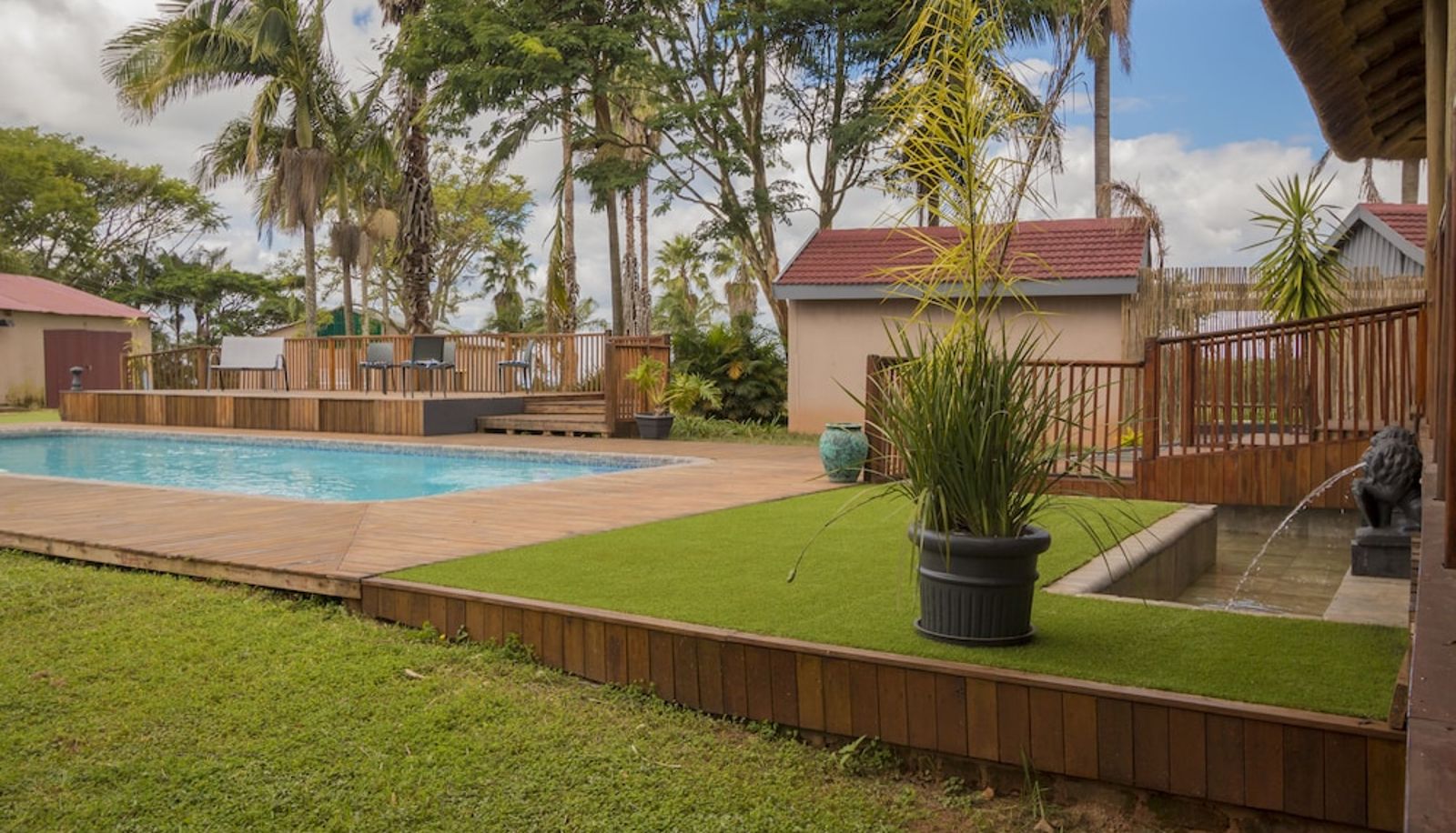 Pool - Mashutti Country Lodge