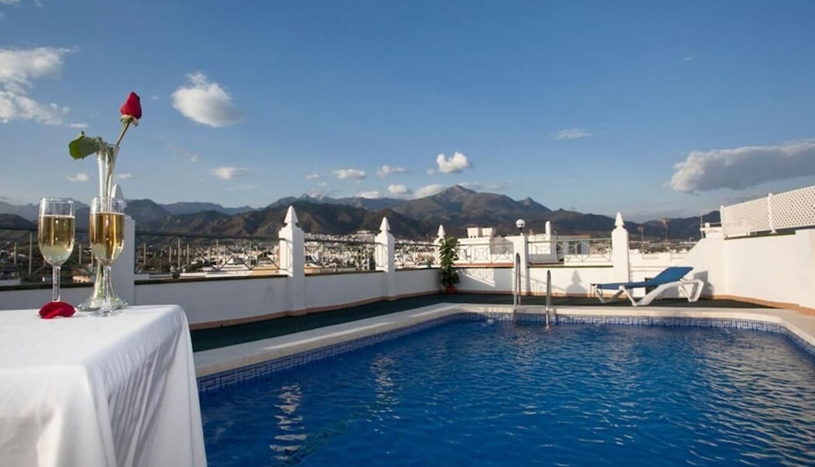 Piscina - Hotel Bajamar