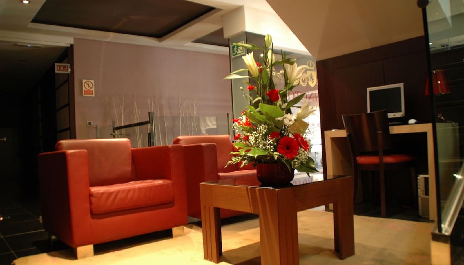 Hall - Washington Parquesol Suites & Hotel