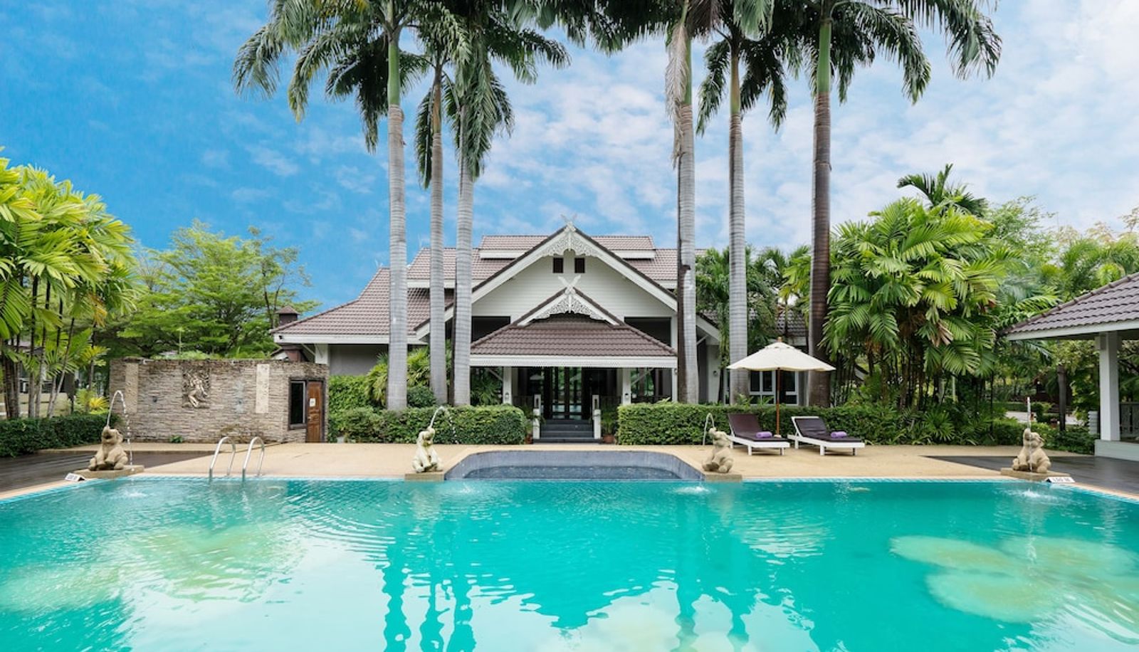 Pool - Le Charme Sukhothai Historical Park Resort