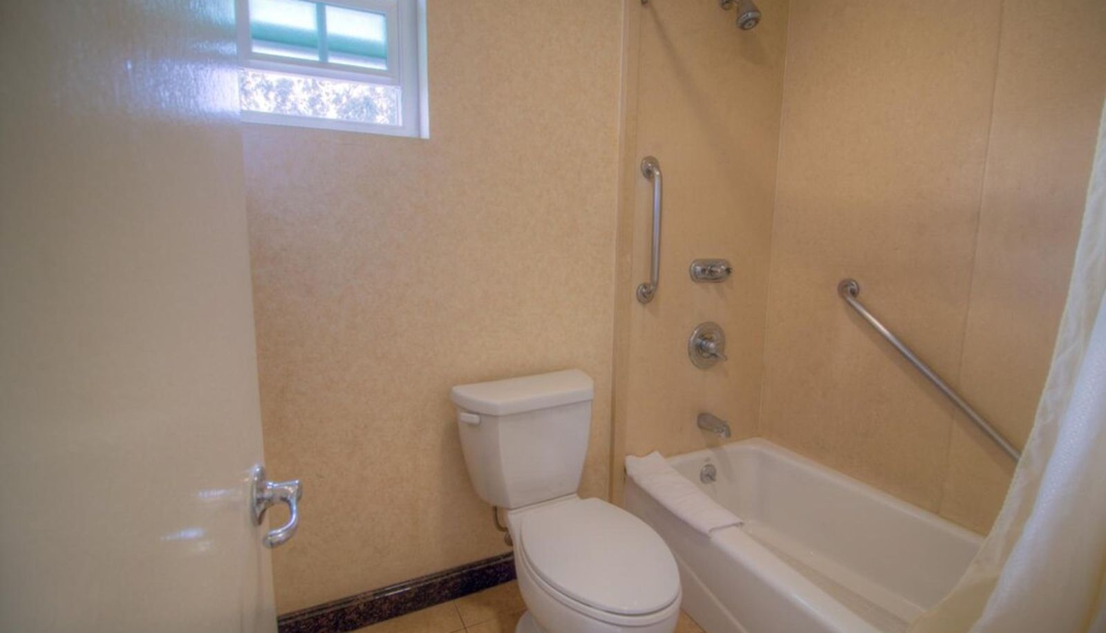 Badezimmer - Princess Inn