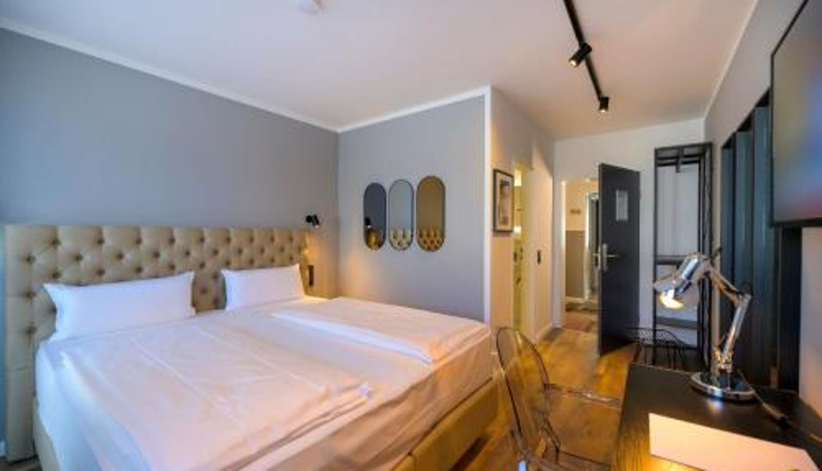 Zimmer - Nikii City Hotel