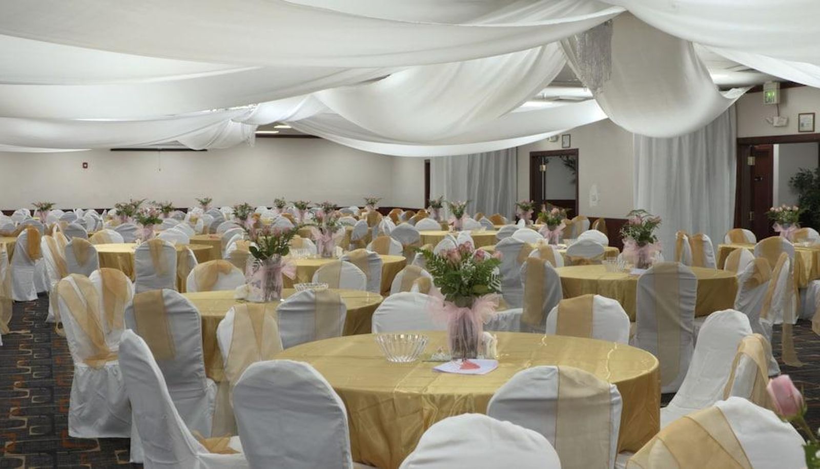 Sala da ballo - Ramada Hotel & Conference Center by Wyndham Medford