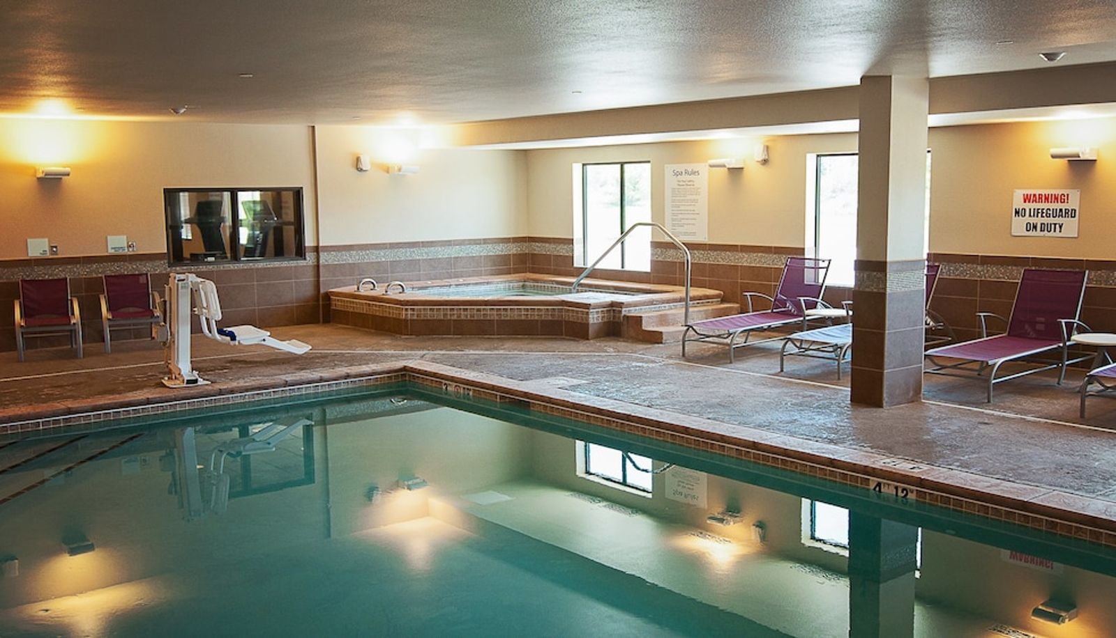 Pool - Holiday Inn Express & Suites WICHITA NORTHEAST by IHG