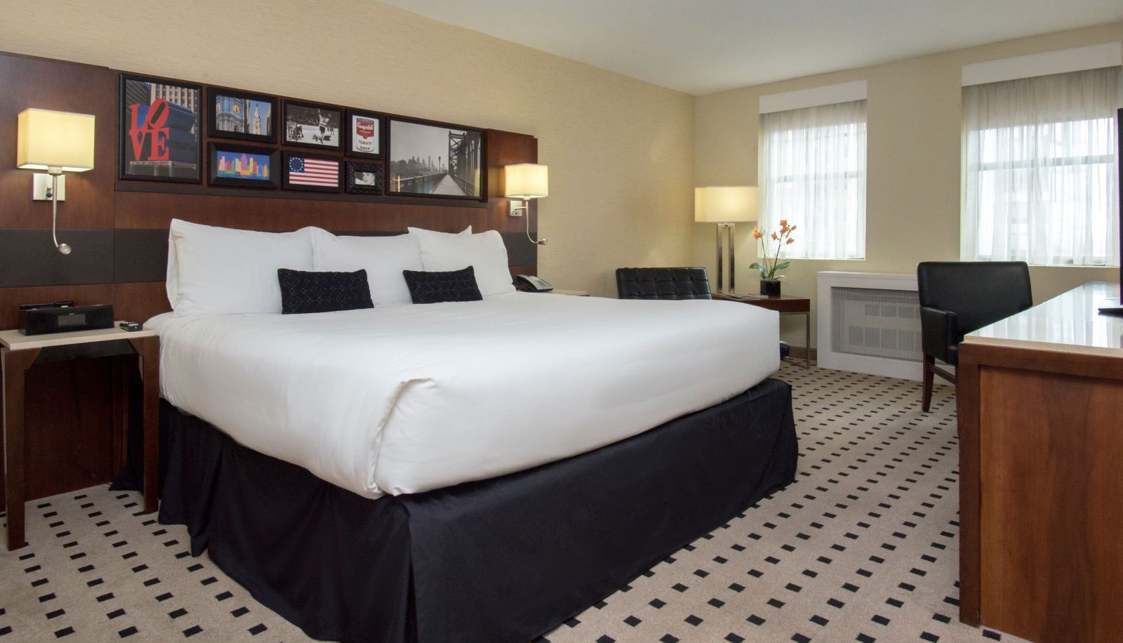 Camera - The Warwick Hotel Rittenhouse Square Philadelphia