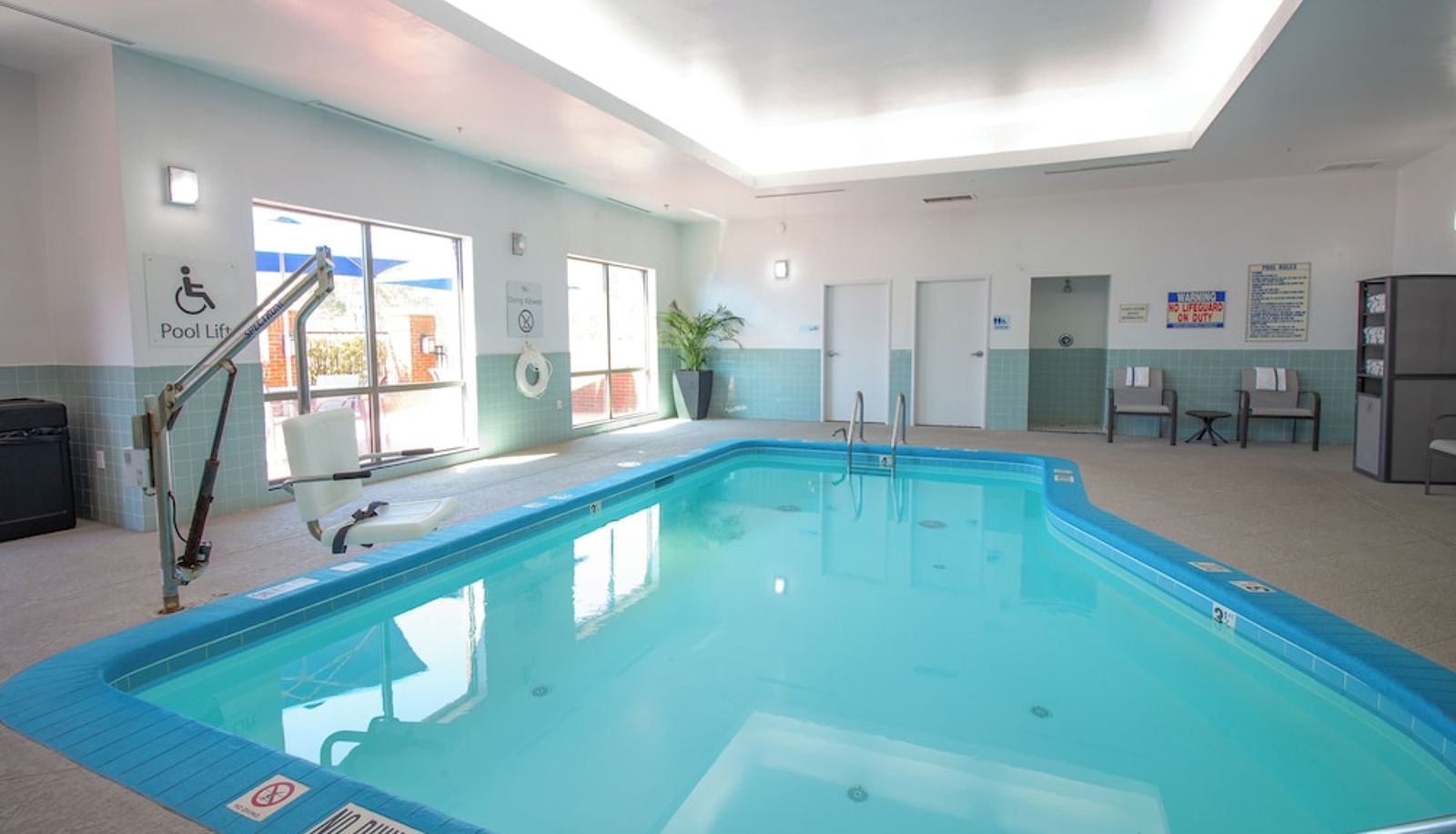 Piscine - Holiday Inn Express LELAND - WILMINGTON AREA by IHG