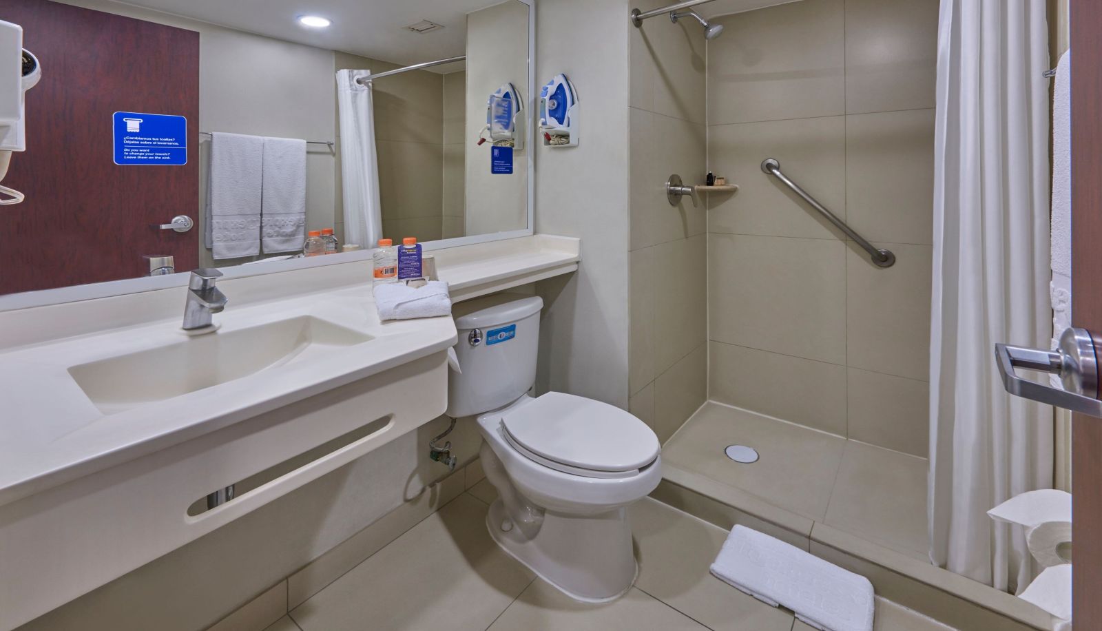 Kamer - City Express by Marriott Queretaro Jurica
