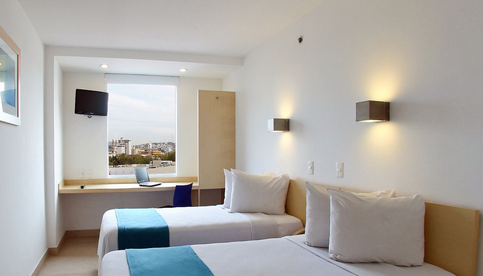 Room - One Culiacan Forum