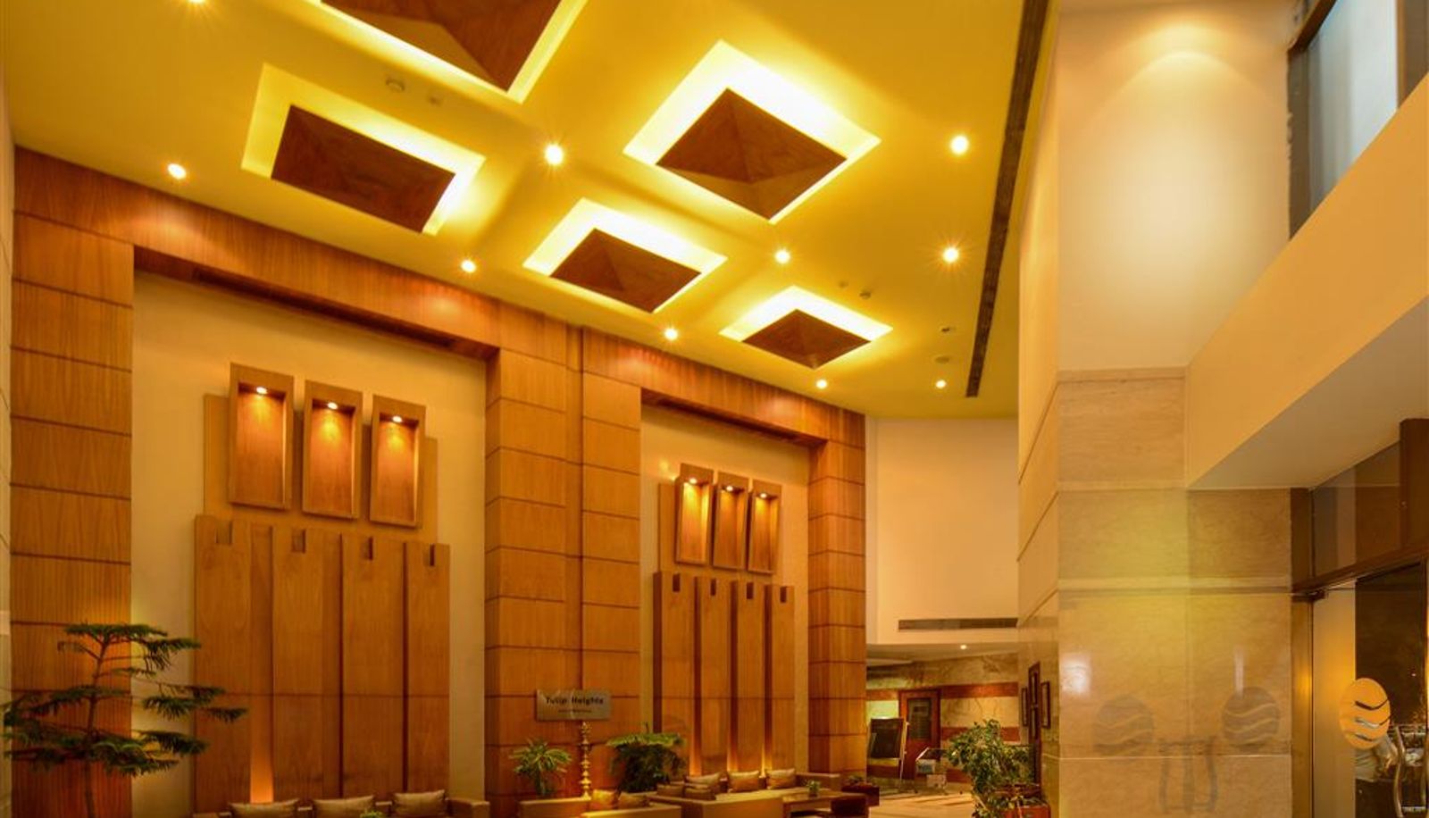 Hall - Comfort Inn Tulip Heights