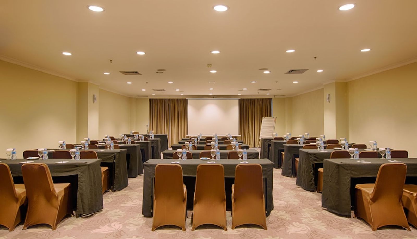 Vergaderruimte - Royal Kuningan Hotel