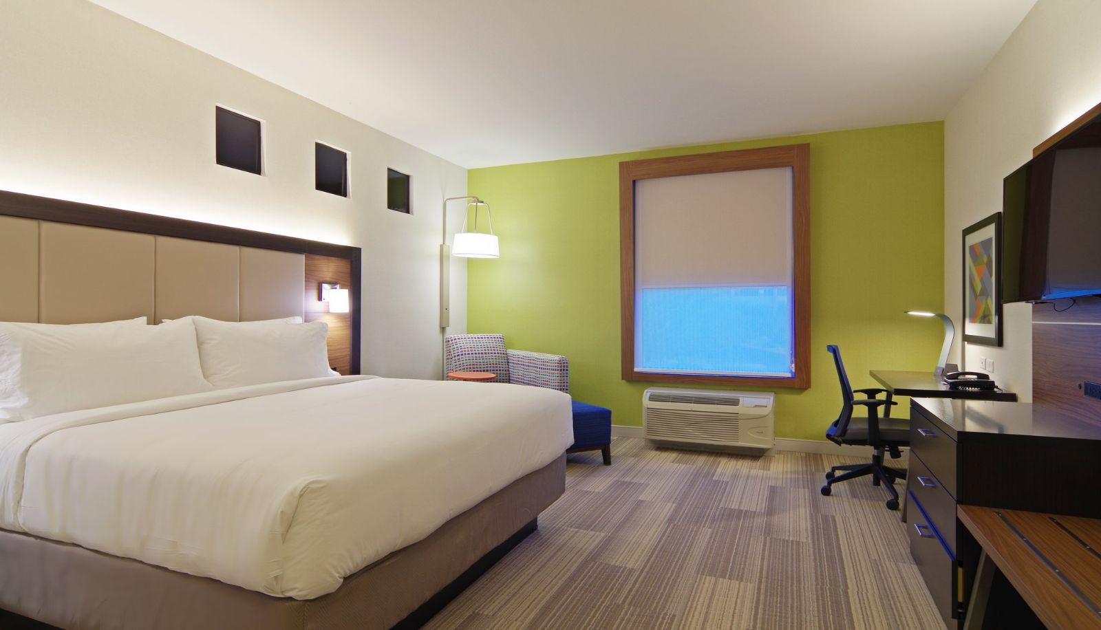 Room - Holiday Inn Express & Suites PHOENIX NORTH - SCOTTSDALE by IHG
