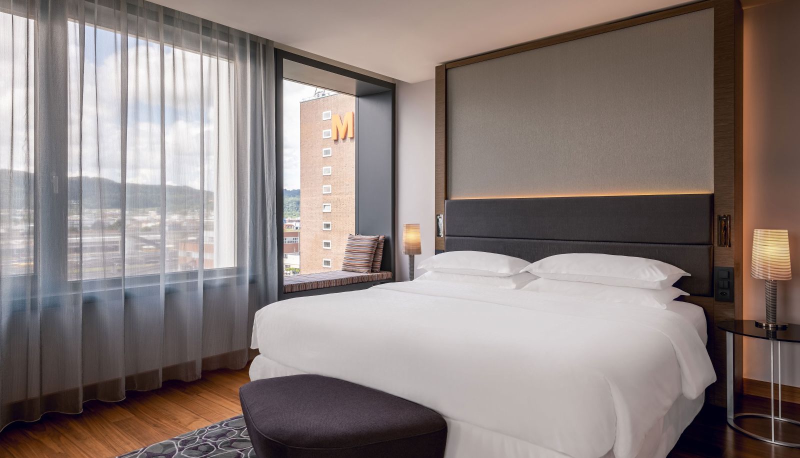 Camera - Sheraton Zurich Hotel