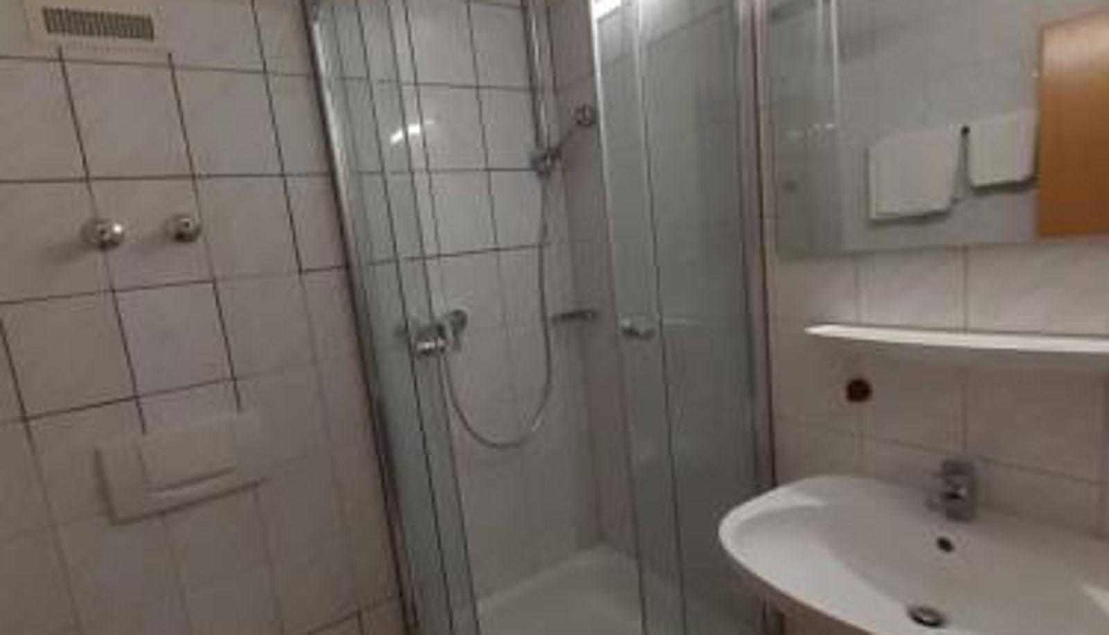 Info - Hotel das rot