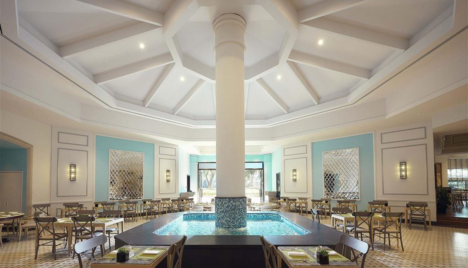 Restaurant - Paradox Singapore