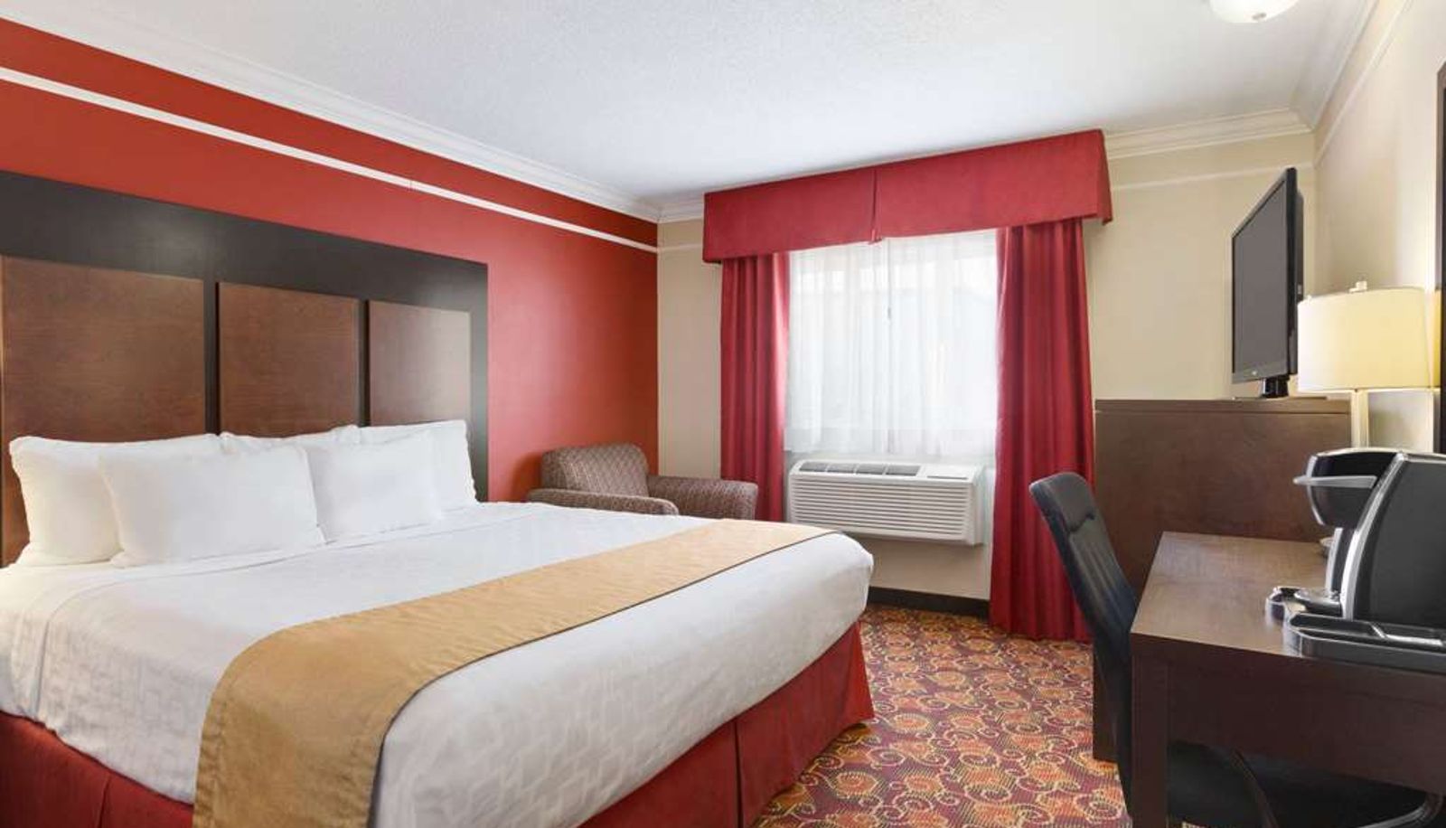 Standard room (double) - Travelodge by Wyndham Meadow Lake