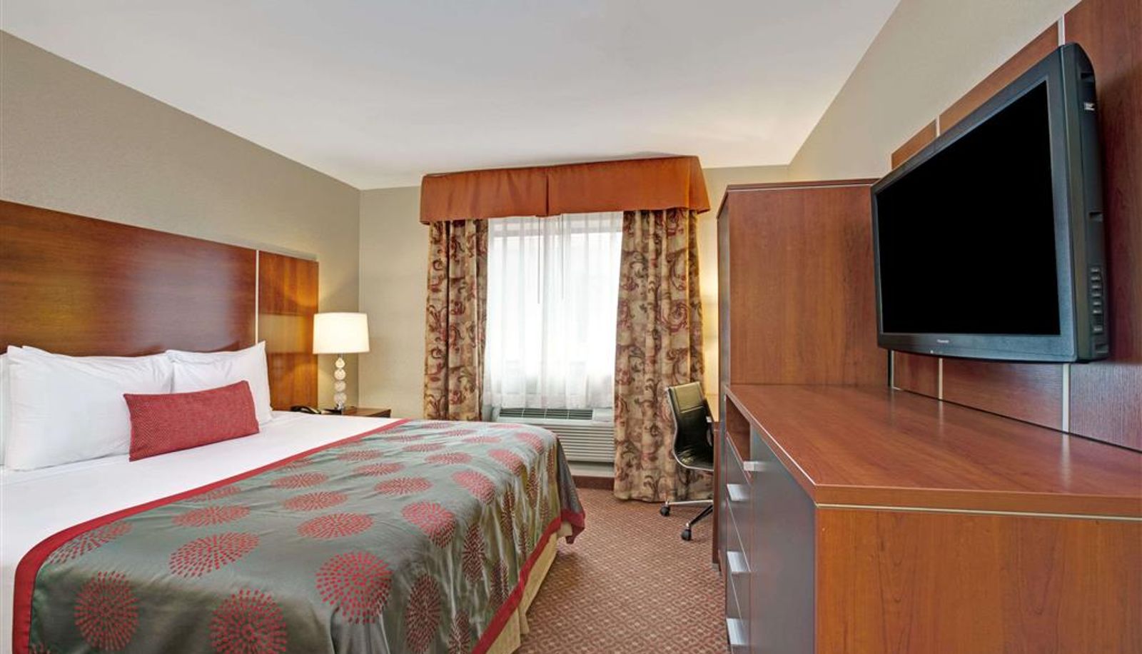 Zimmer - Ramada by Wyndham Staten Island