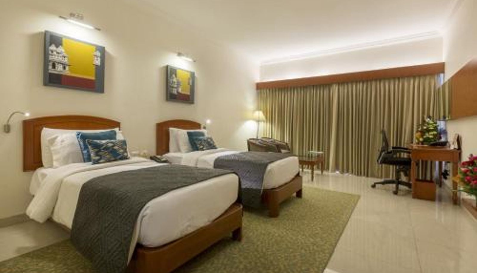 Kamer - Hotel Naveen Lakeside