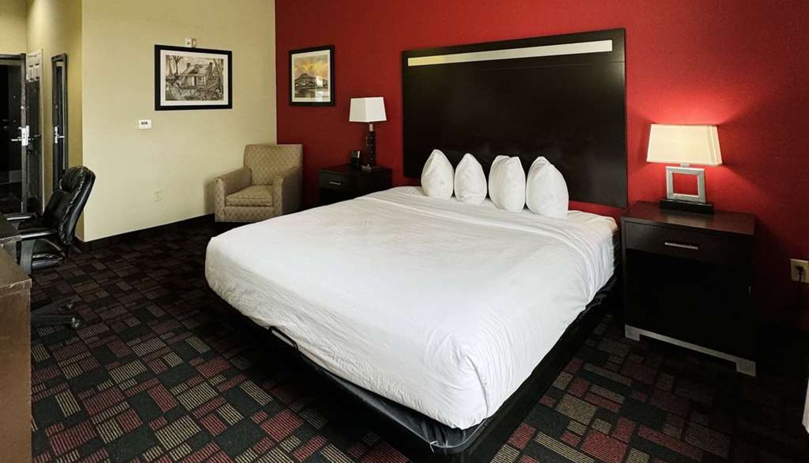 Zimmer - Wingate by Wyndham Lake Charles Casino Area