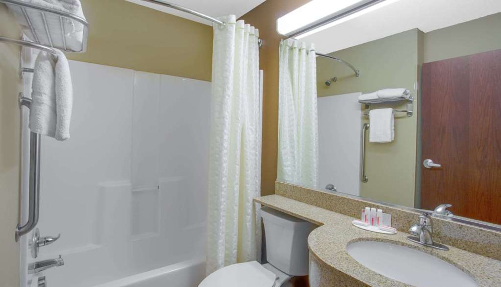 Zimmer - Microtel Inn & Suites by Wyndham Harrisonburg
