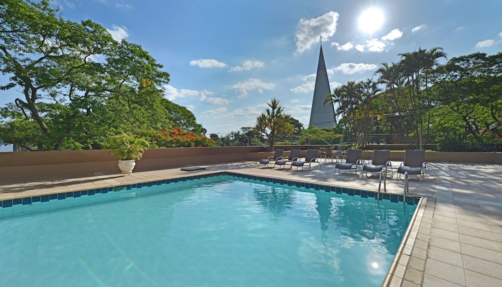 Pool - Deville Prime Maringá