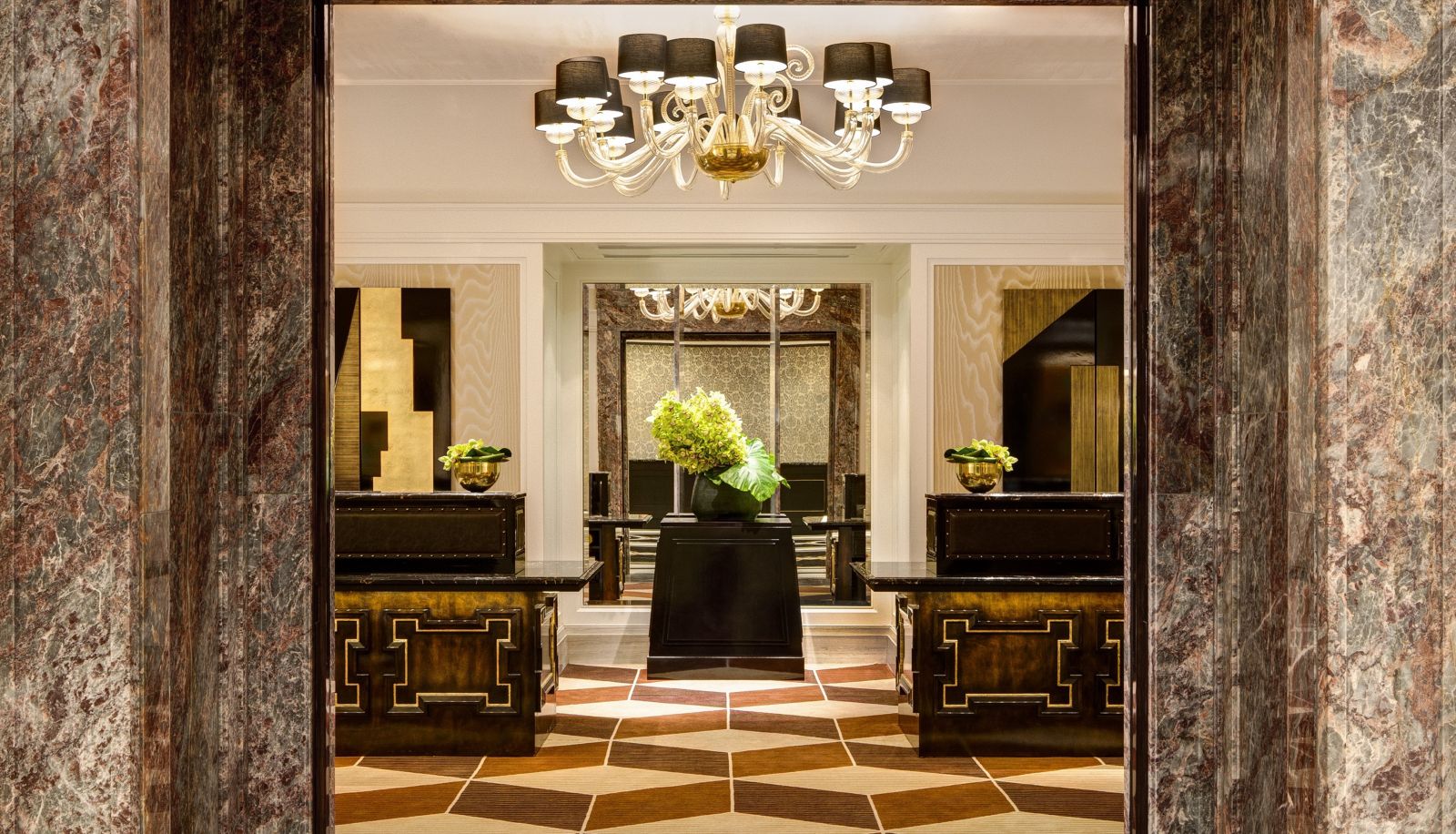 Hall - Lotte New York Palace