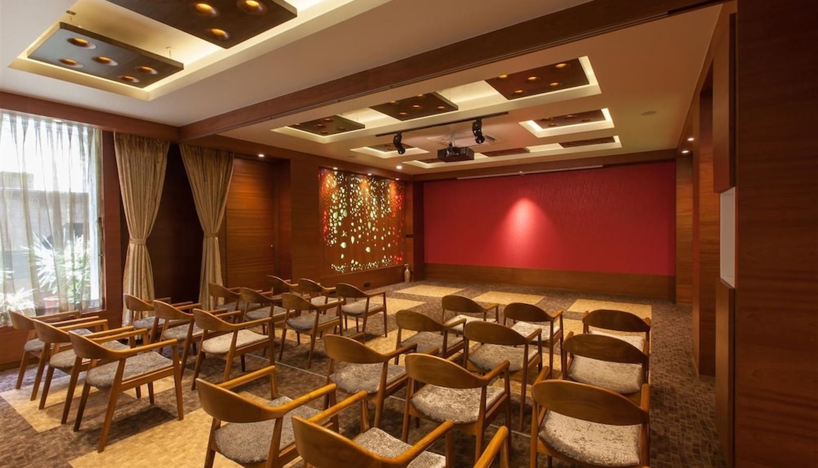 Vergaderruimte - Hotel Cosmopolitan Ahmedabad