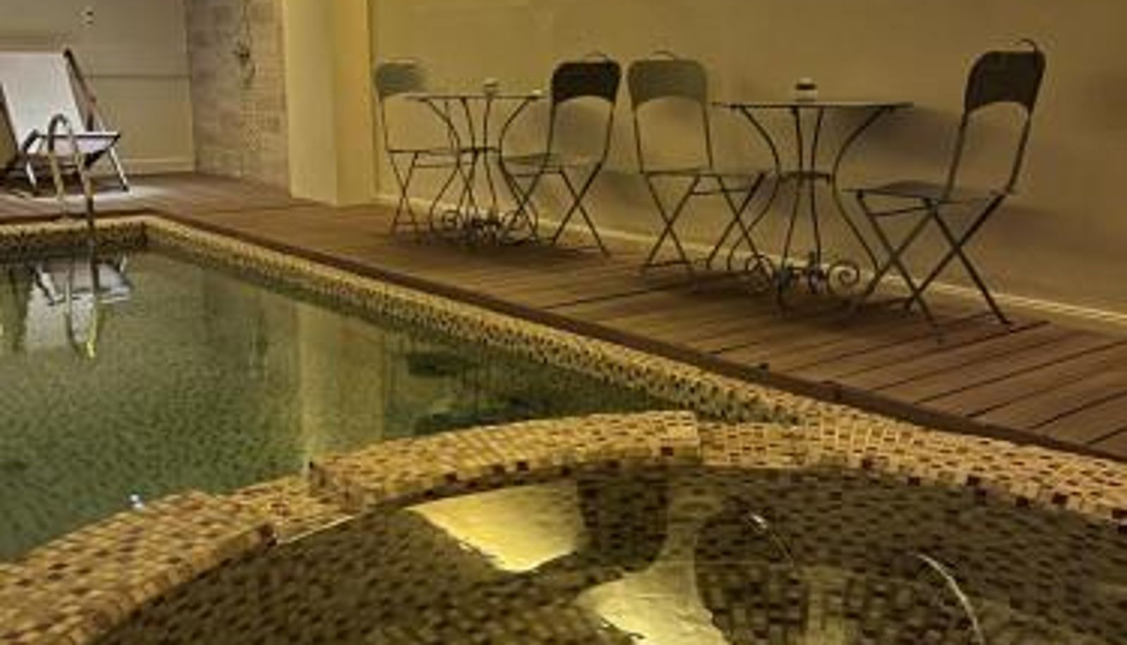 Pool - Kenton Palace Buenos Aires