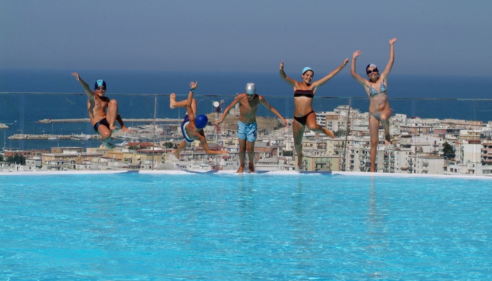 Basen - Villa Coppitella  Rooms & Apartments