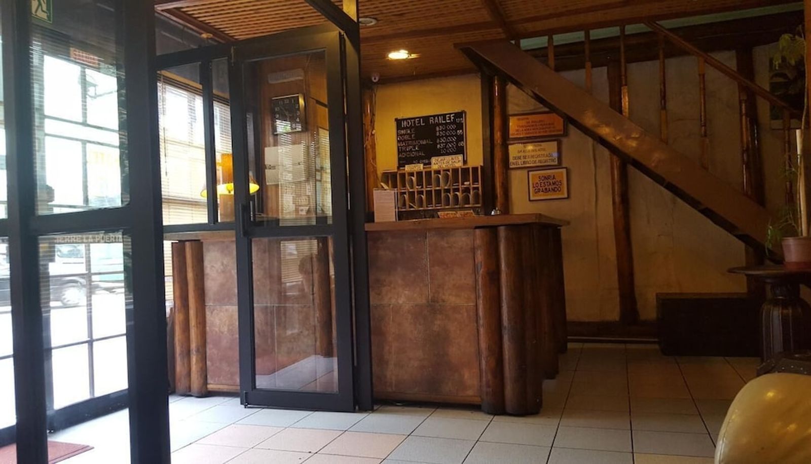 Hall - Hotel Railef