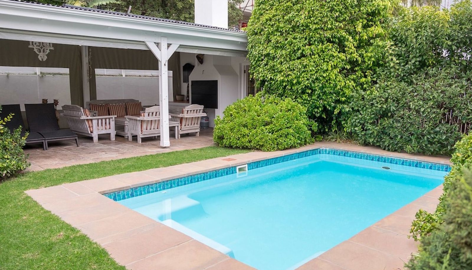 Pool - 5 Camp Street Guesthouse & Self-catering