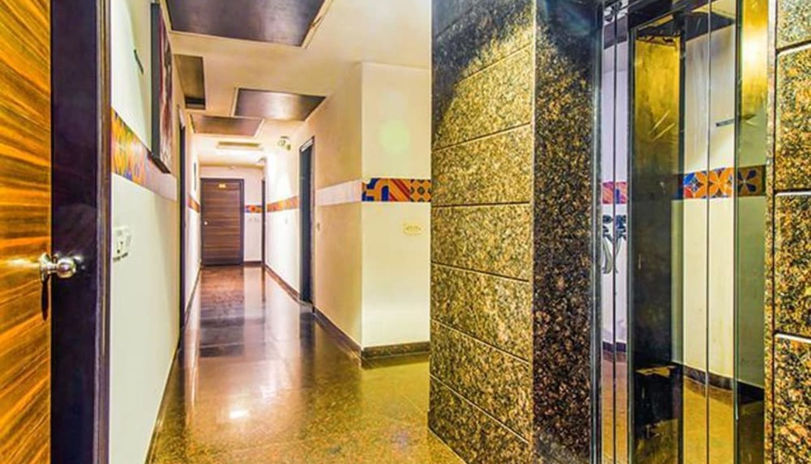 Lobby - FabHotel Transit Delhi Airport