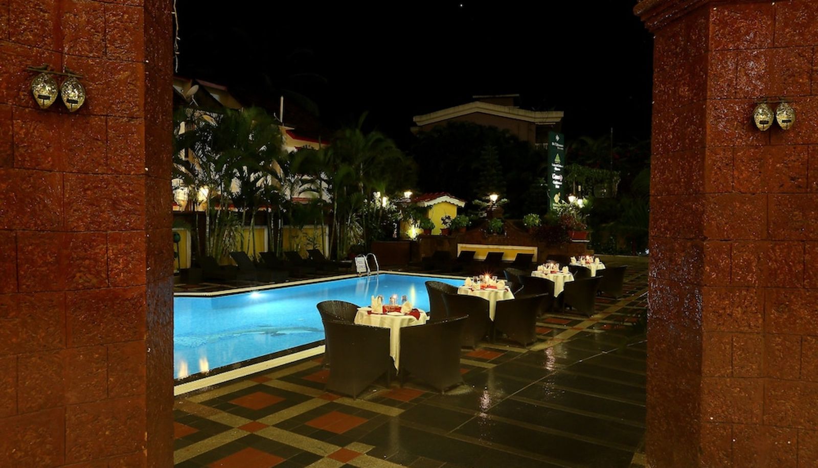 Zwembad - De Alturas Resort
