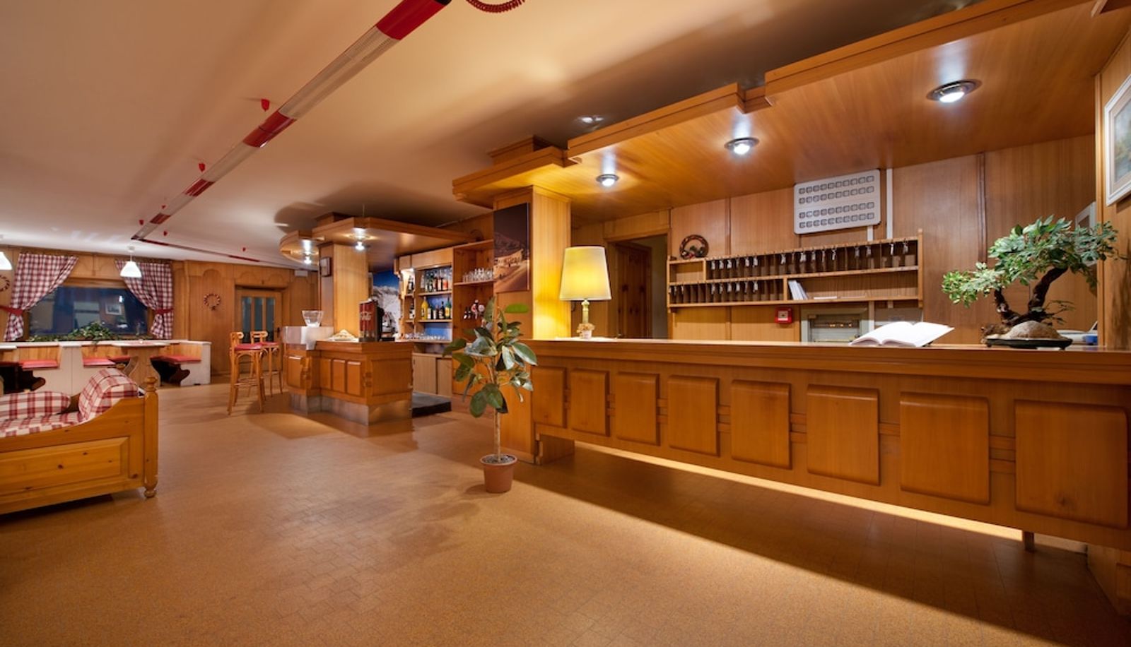 Rezeption - Hotel Teola