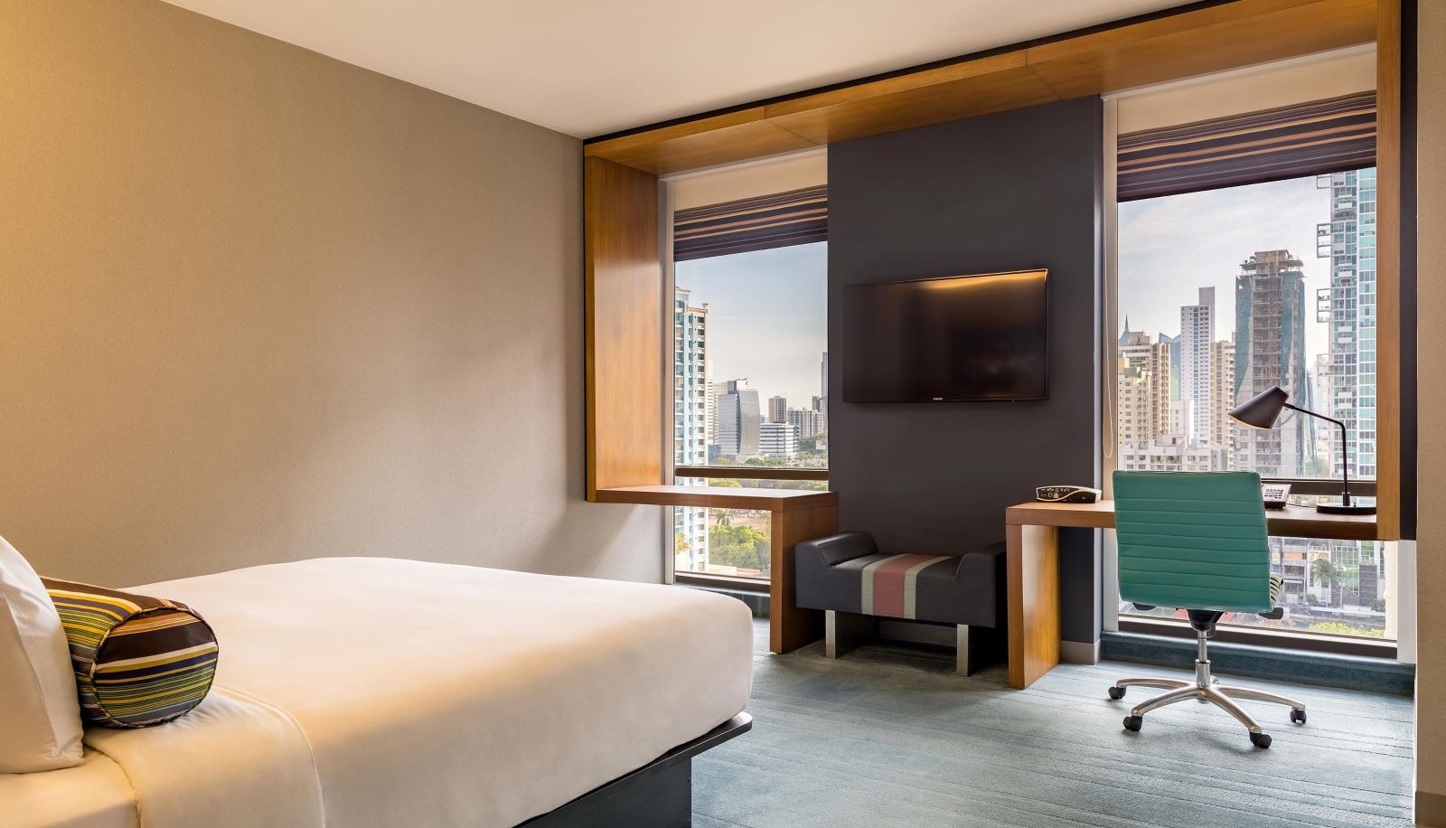 Zimmer - Aloft Panama