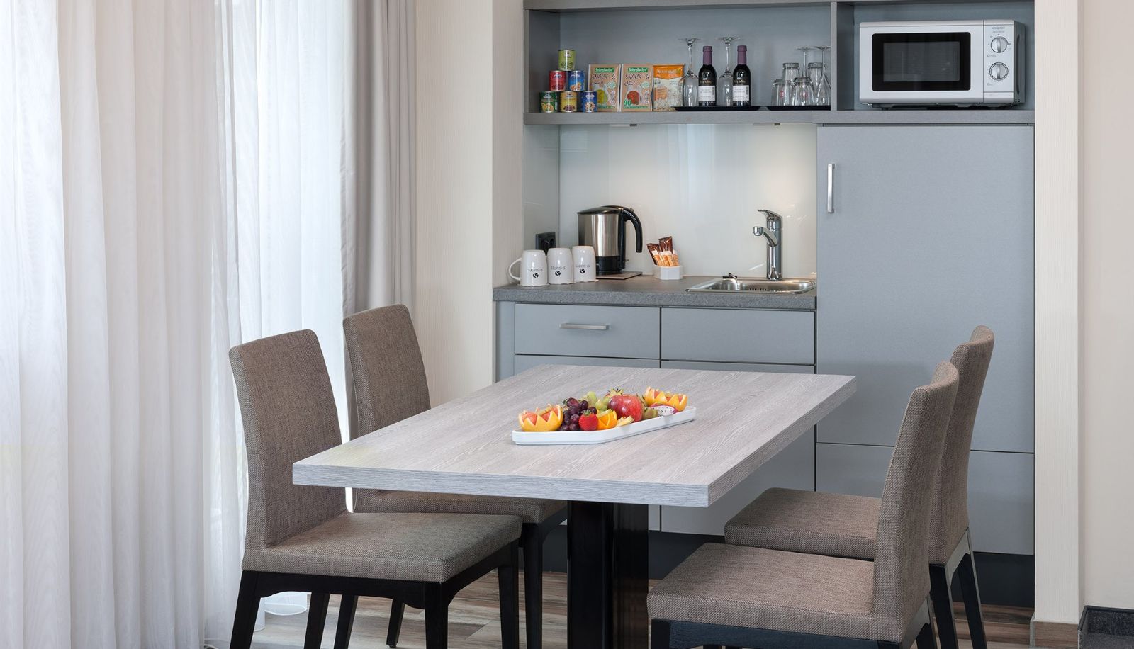 Pokój - MASEVEN Stuttgart SI-Centrum (ehem. SI-SUITES)