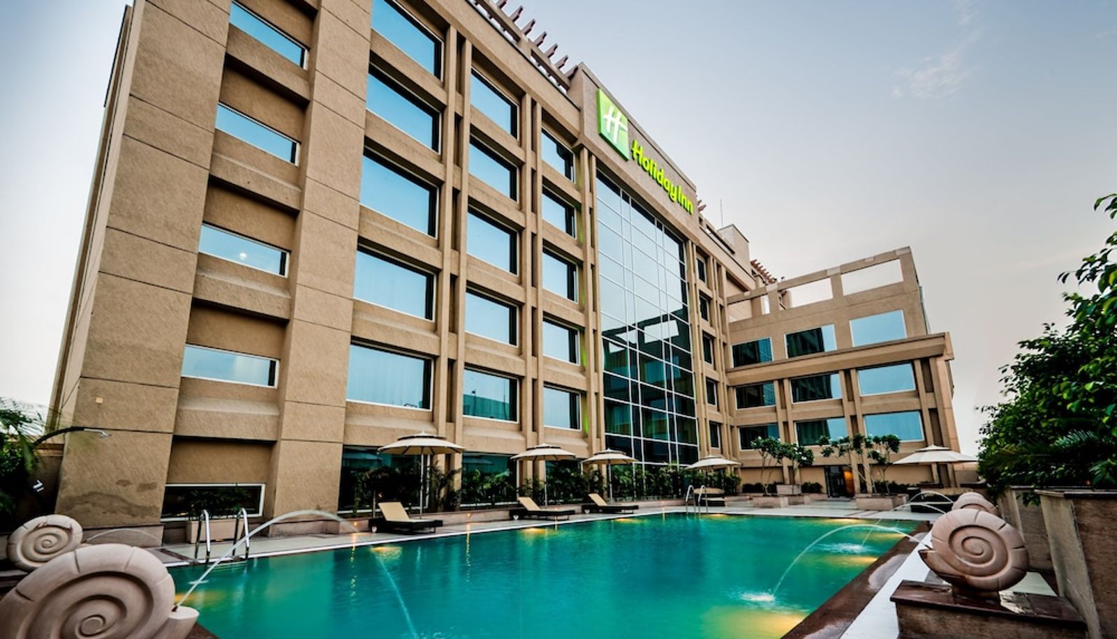 Basen - Holiday Inn AMRITSAR RANJIT AVENUE by IHG