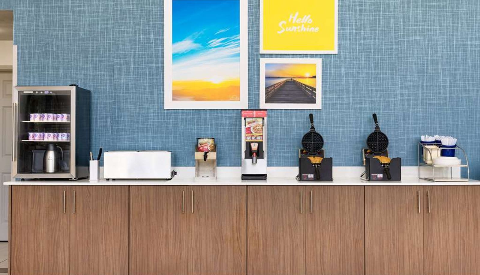 Restaurant - Days Inn & Suites by Wyndham Savannah Midtown