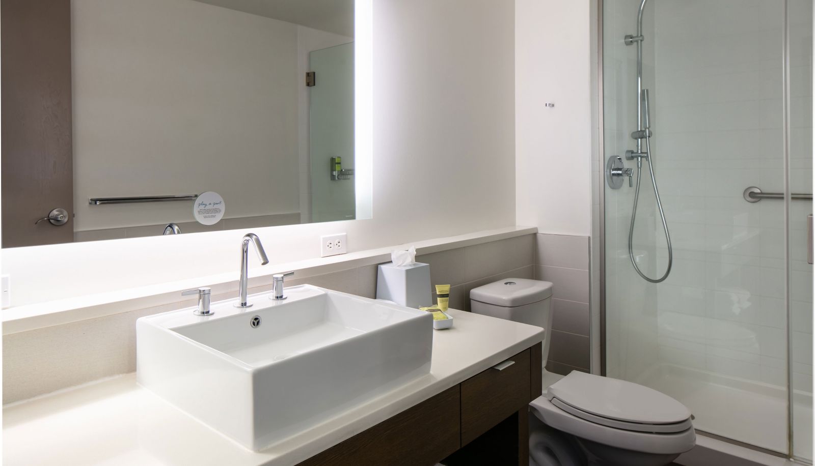 Room - Element Omaha Midtown Crossing