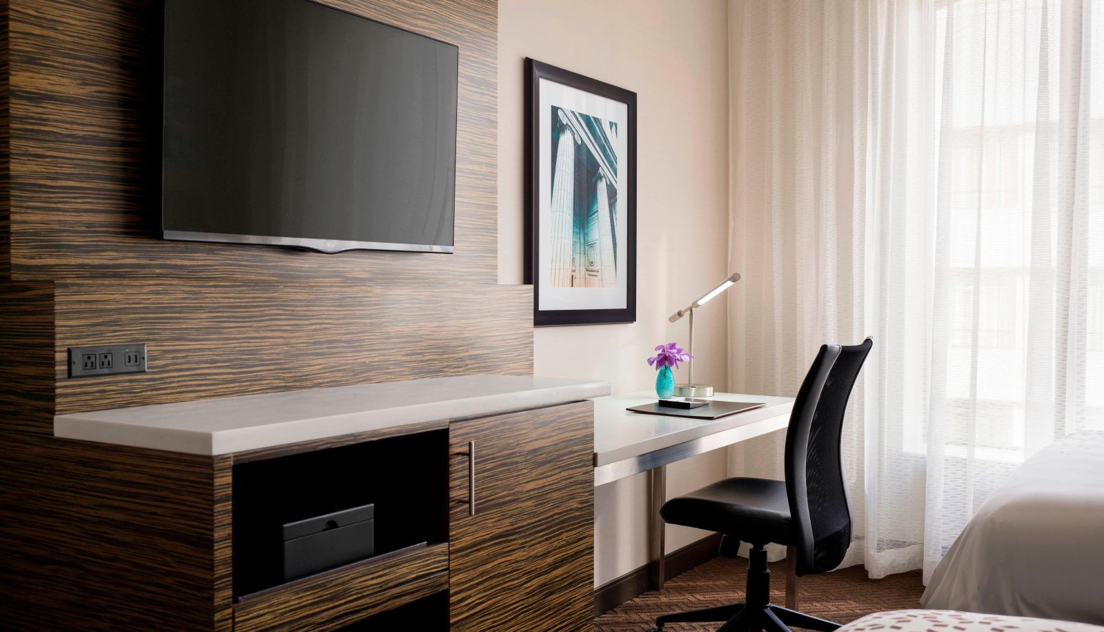 Room - Renaissance Denver Downtown City Center Hotel