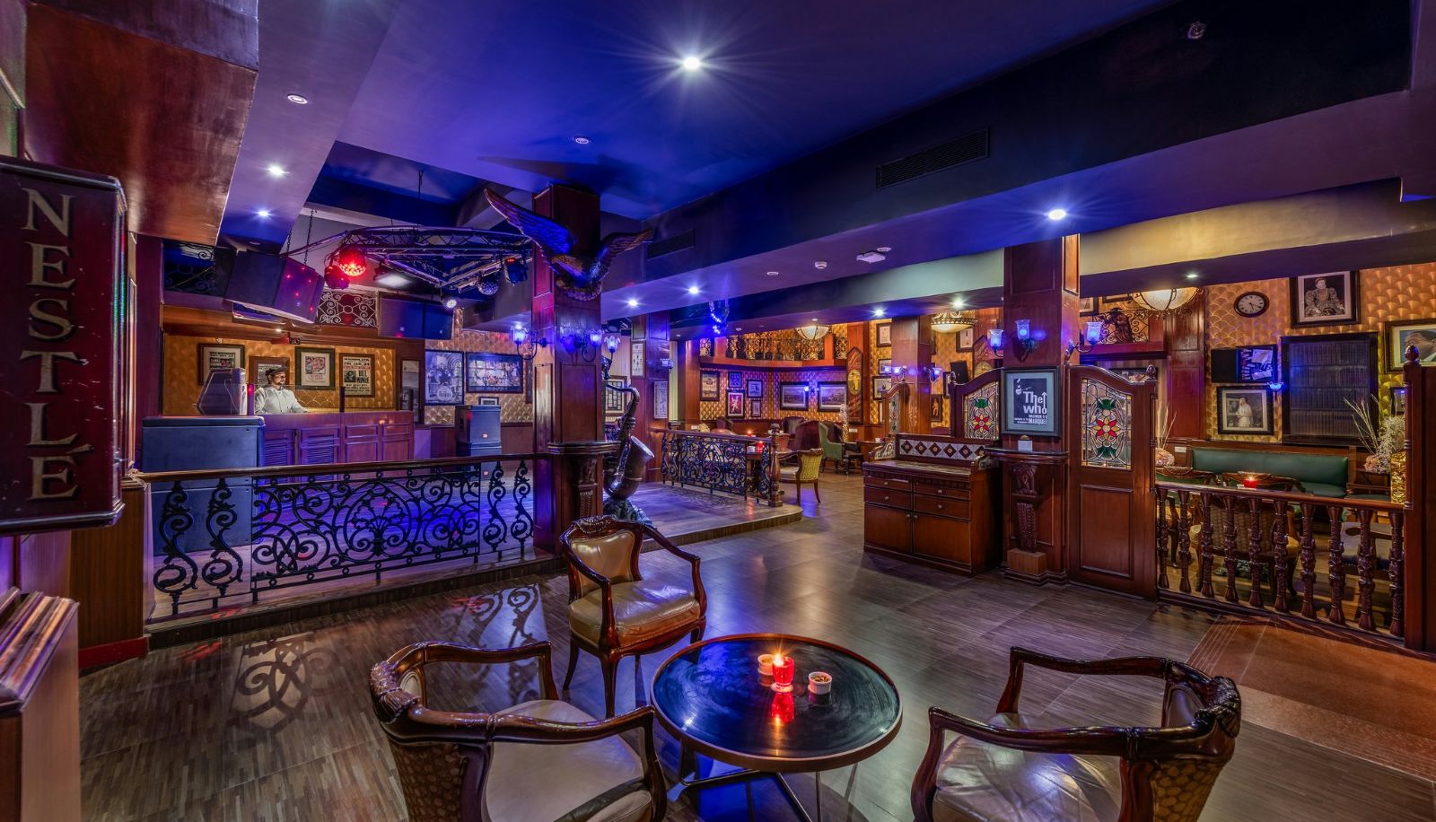 Bar - Mayfair Lagoon