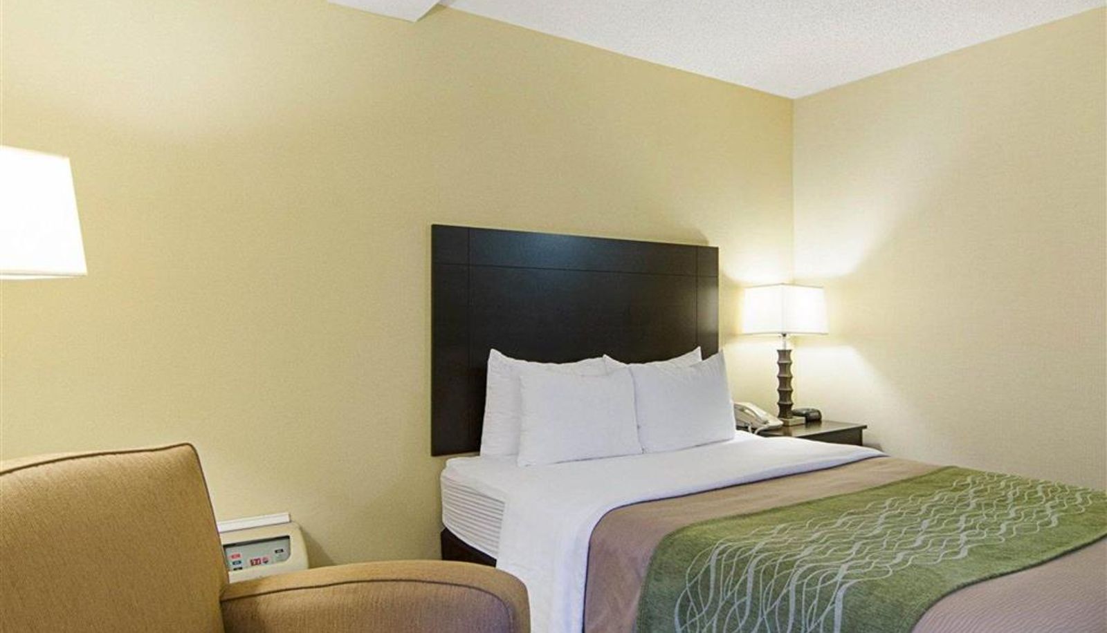 Camera - Quality Inn & Suites Little Rock West