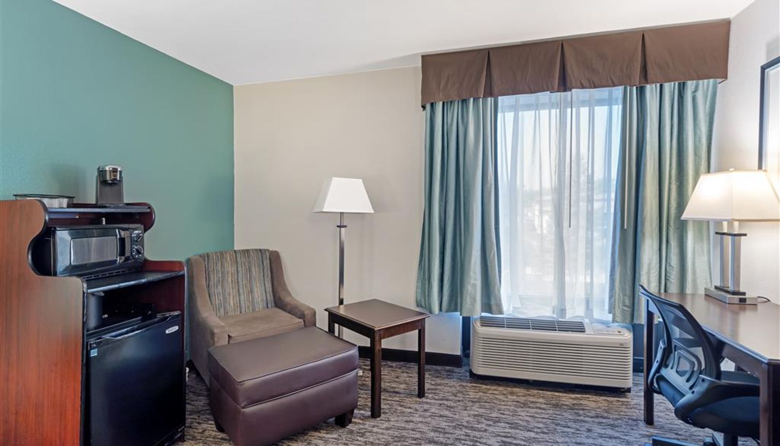 Room - Best Western Plus Chicagoland - Countryside