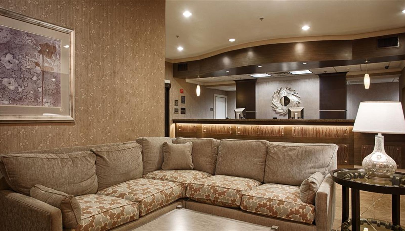 Lobby - Best Western Plus Texarkana Inn & Suites