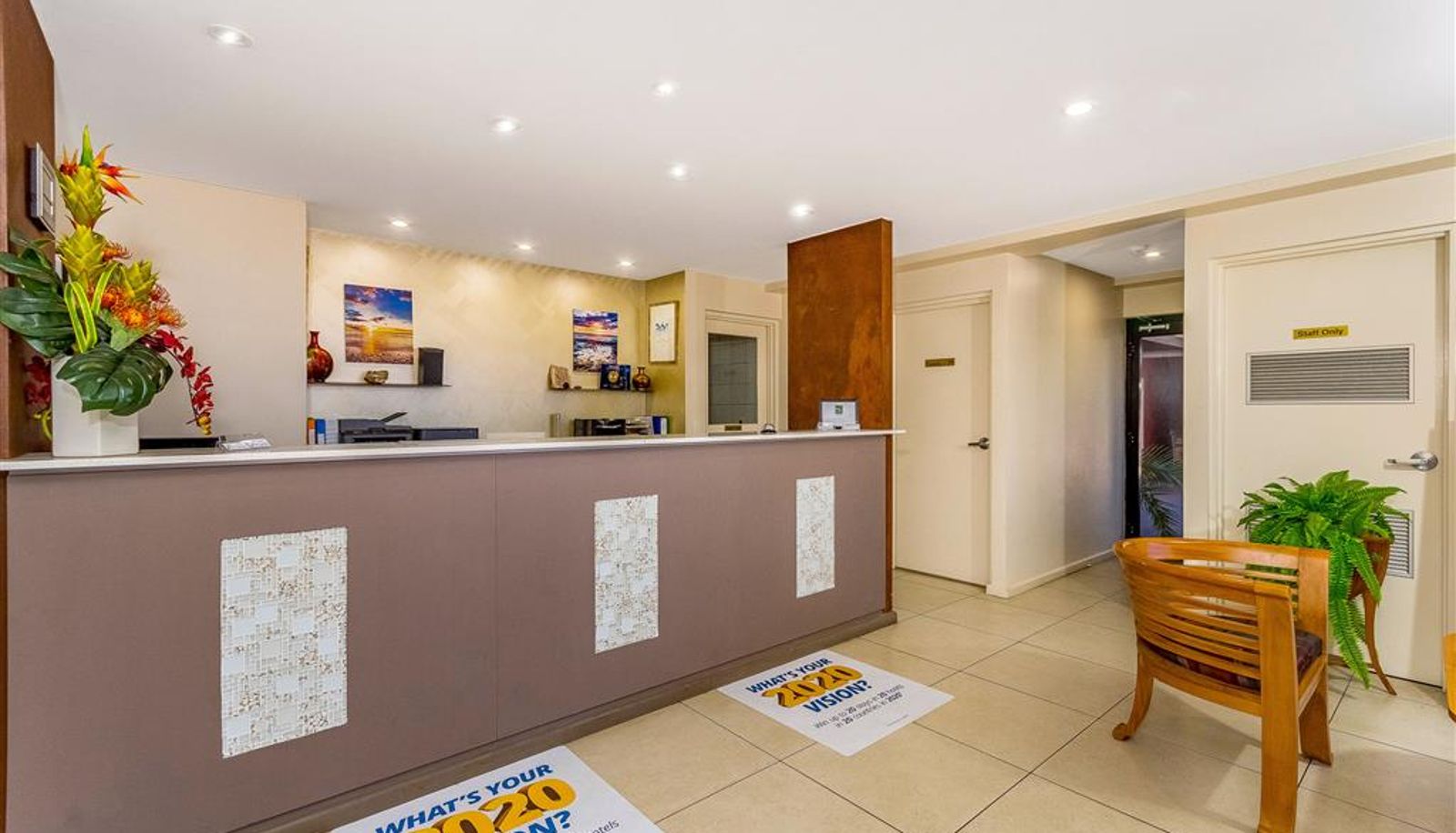 Hall - Quality Hotel Darwin Airport