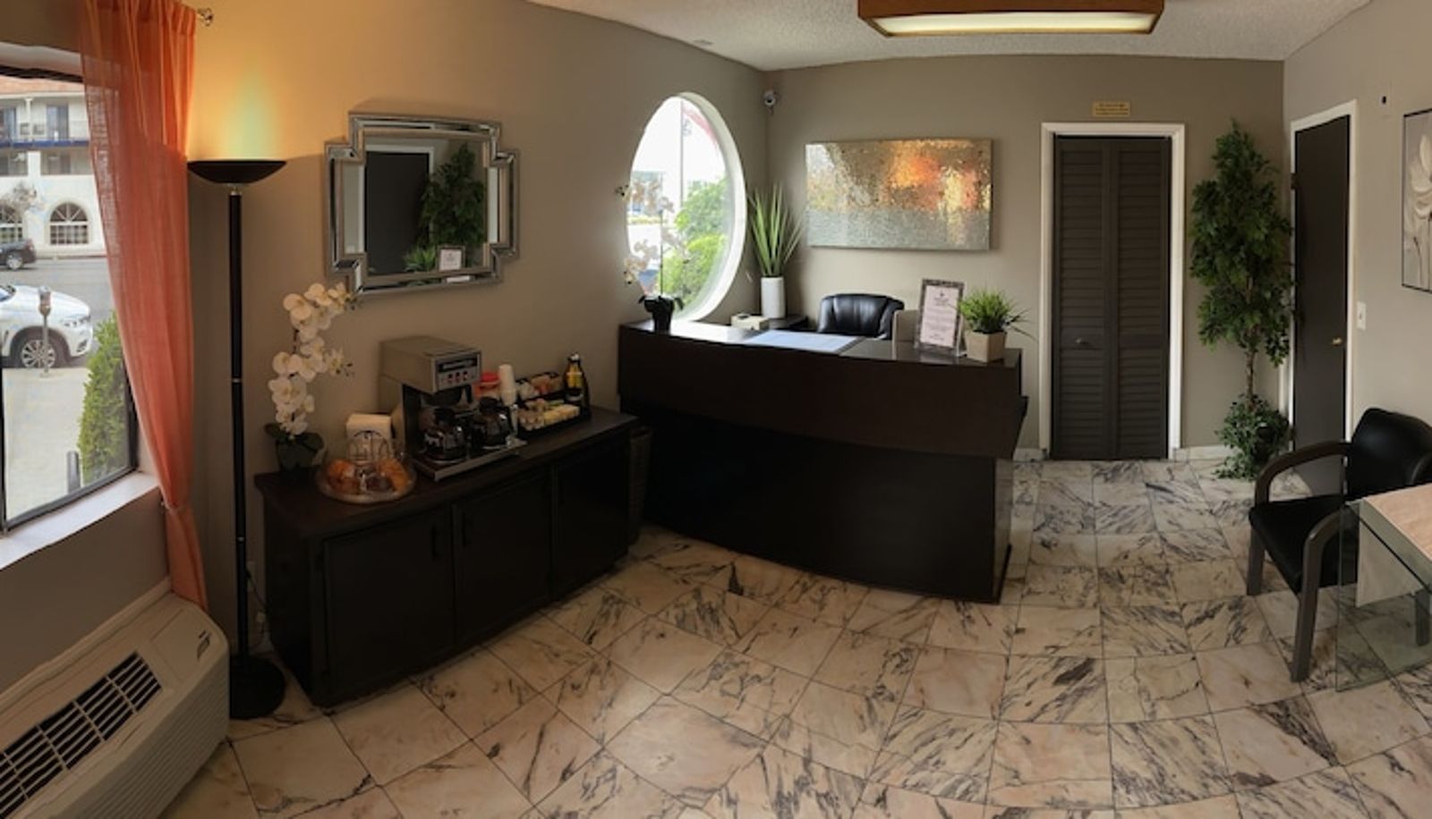 Reception - Vantage Point Inn Woodland Hills